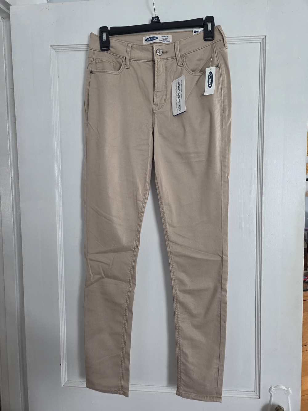 🆕️Old Navy Women's Rockstar Super Skinny High Rise Jeans